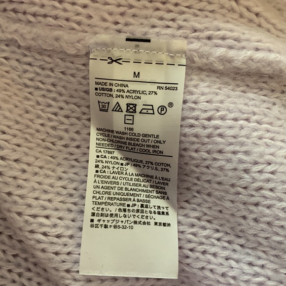 Lavender cable crewneck sweater. Banana Republic M - Picture 4 of 4